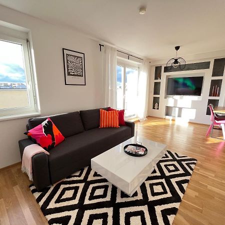 Penthouse Near Central Station With Free Parking Wien Exterior foto