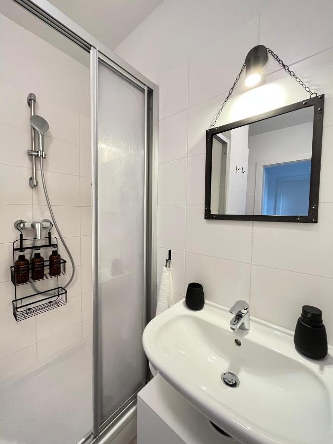 Penthouse Near Central Station With Free Parking Wien Exterior foto