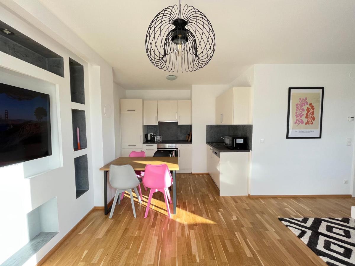 Penthouse Near Central Station With Free Parking Wien Exterior foto
